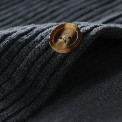Men's Corduroy Shirt with Comfortable Fit and Timeless Style