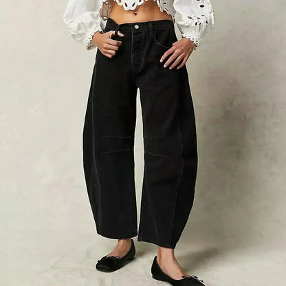 High Waist Women's Jeans with Wide Fit for a Comfortable Modern Look