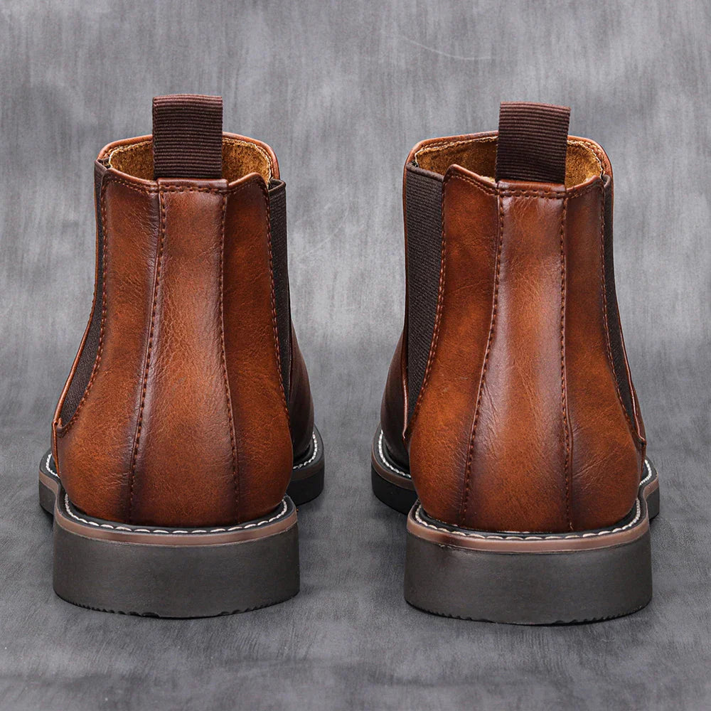 Boots Noah Leather Chelsea for a Stylish Look