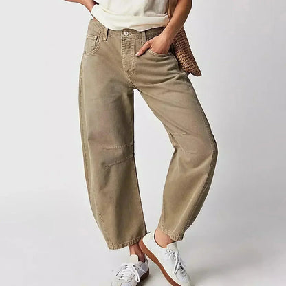 High Waist Women's Jeans with Wide Fit for a Comfortable Modern Look