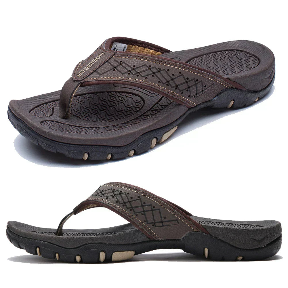 Comfortable Men's Slippers for Cushioning and Ventilation