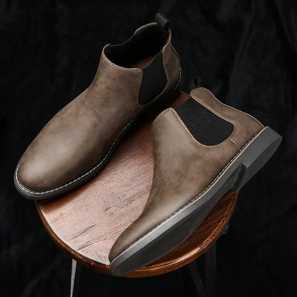 Boots Noah Leather Chelsea for a Stylish Look