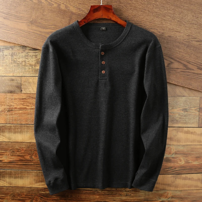 Minimalist Henley with Waffle Structure for Breathable, Comfortable and Smart
