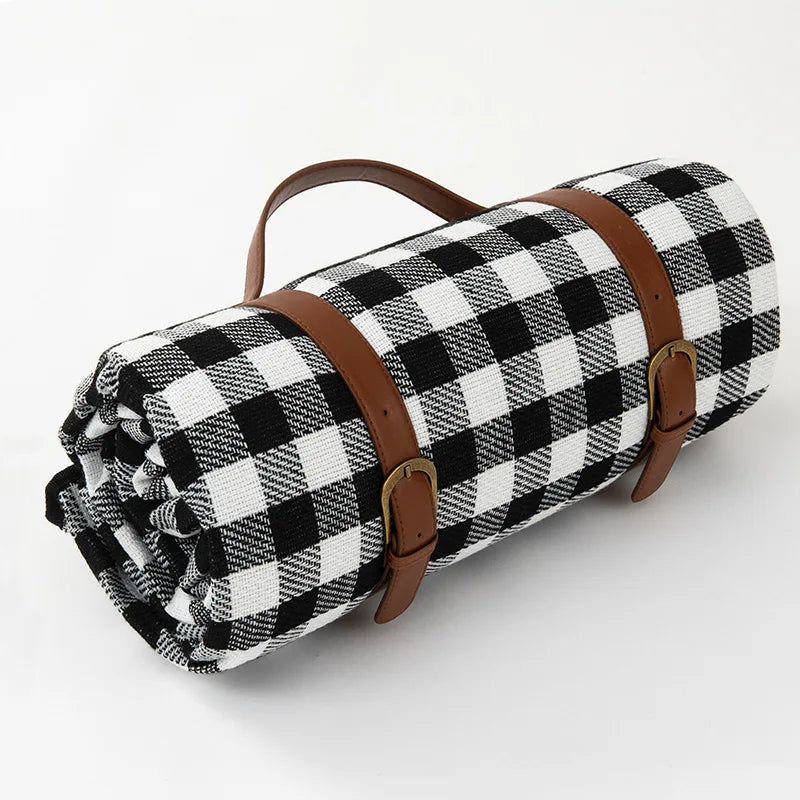 Blanket with Waterproof Picnic Checked Pattern and Comfortable Foam Filling