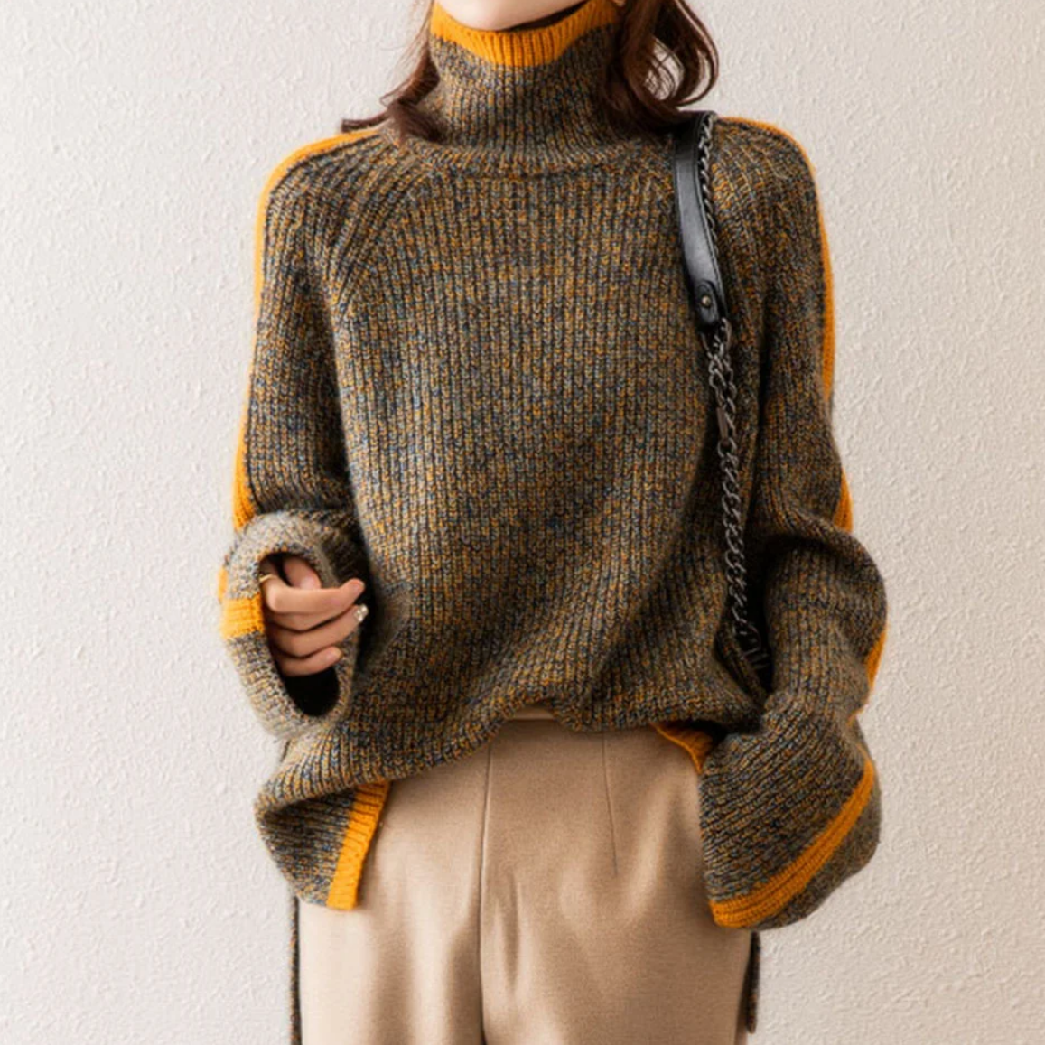 Laura Cozy Sweater for a Trendy and Warm Look