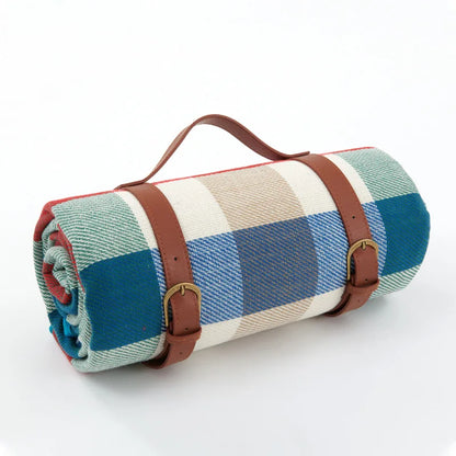 Blanket with Waterproof Picnic Checked Pattern and Comfortable Foam Filling
