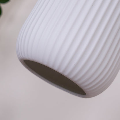 Ceramic Pendant Light with Ribbed Design and Wooden Details for Atmospheric Lighting
