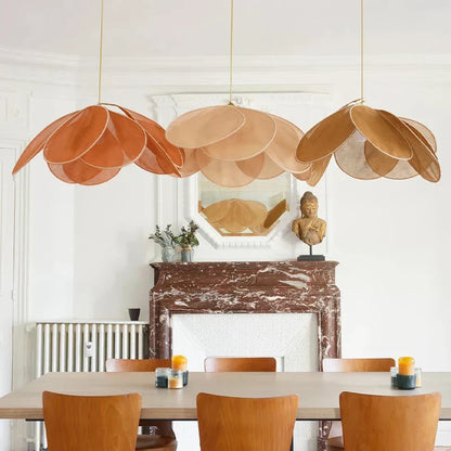 Pendant Light Flower-Shaped with Natural Design and Atmospheric Lighting