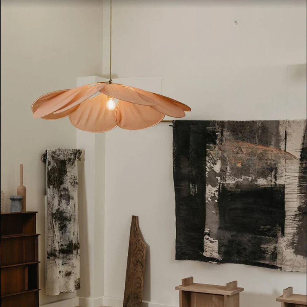 Pendant Light Flower-Shaped with Natural Design and Atmospheric Lighting