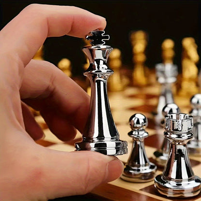 Set Vintage Chess for Strategic and Timeless