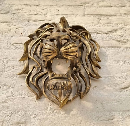 Metal Lion Head Wall Decoration for Elegant and Strong