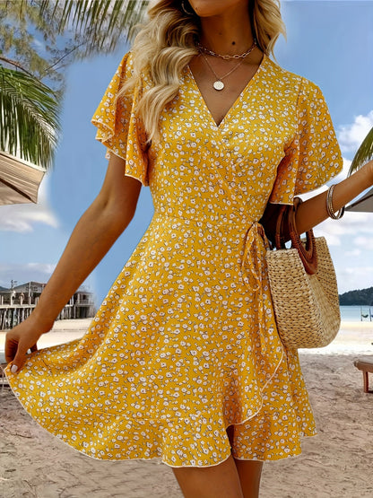 Lightweight Ladies' Summer Dress with Floral Print and Elegant Wrap Design