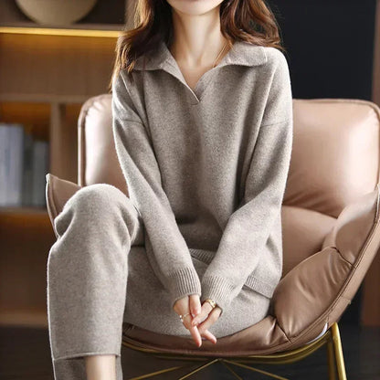 Set Cashmere Two-Piece Ladies for Soft Comfort and Timeless Elegance