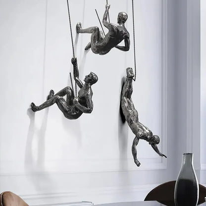 Set with Decorative Climbing Figures Wall Sculpture Design for Modern Wall Decoration