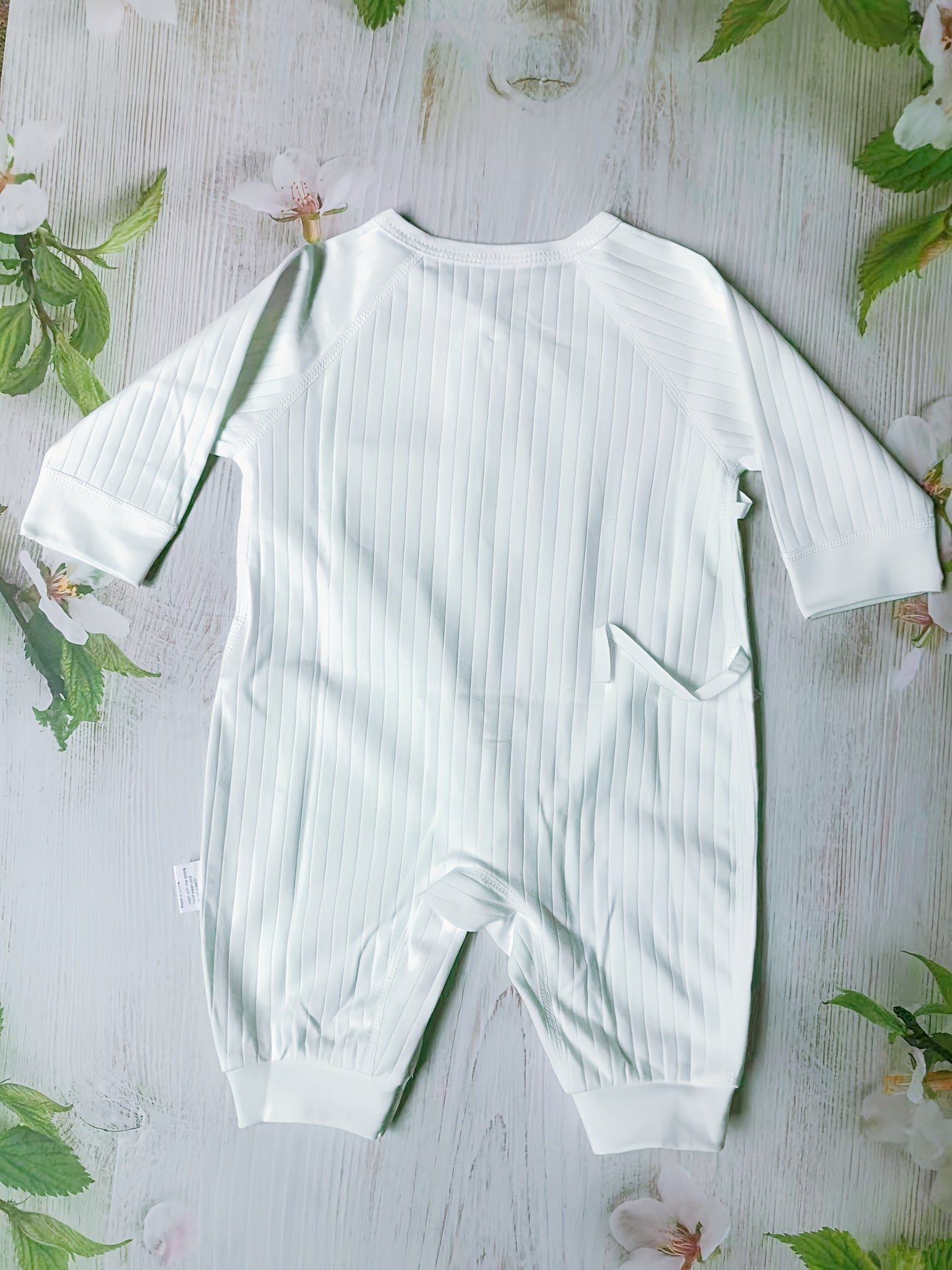 Cute Baby Romper for Comfortable and Breathable for Autumn and Winter