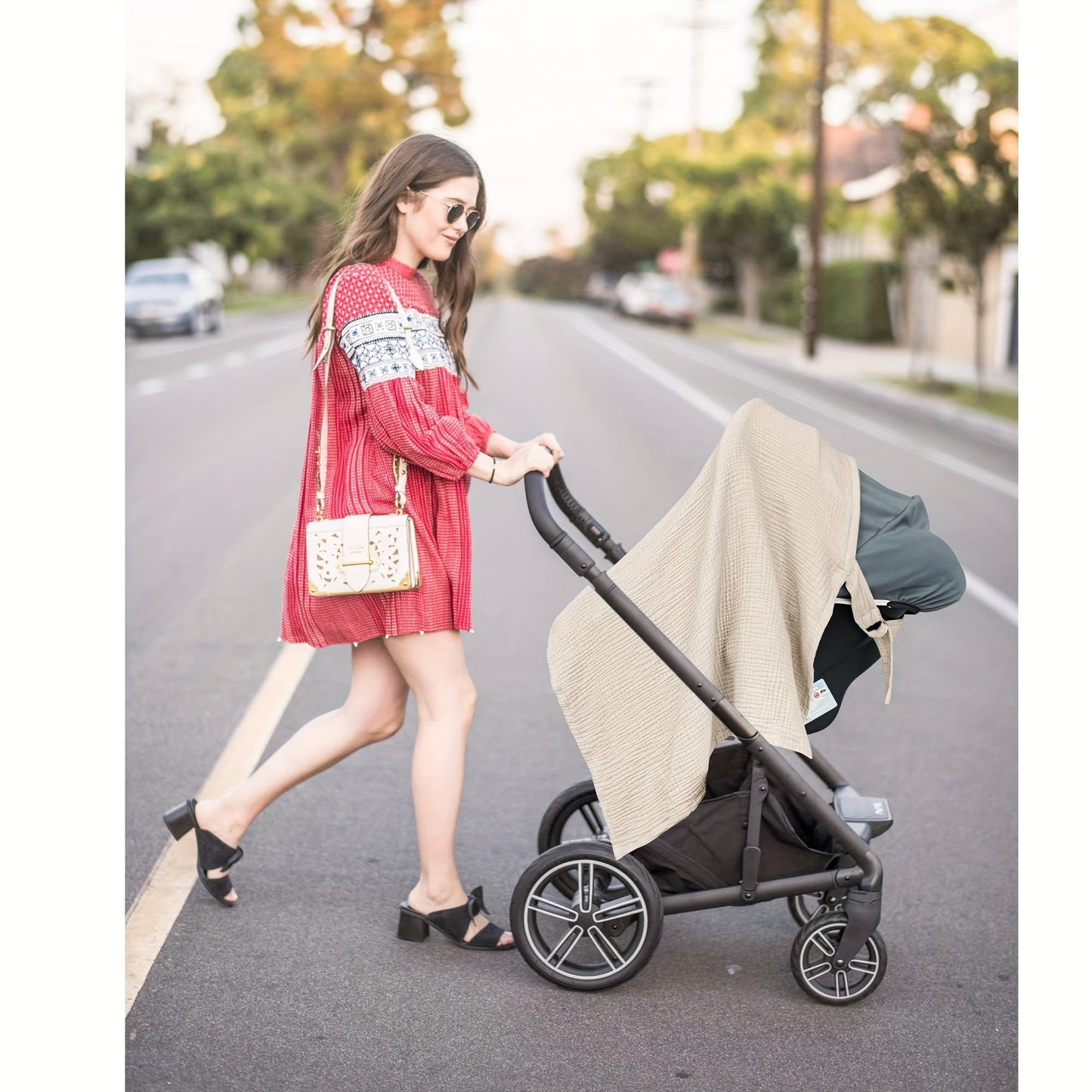 Blanket with Breathable Nursing Rigid Hoops for Multifunctional Mother Apron