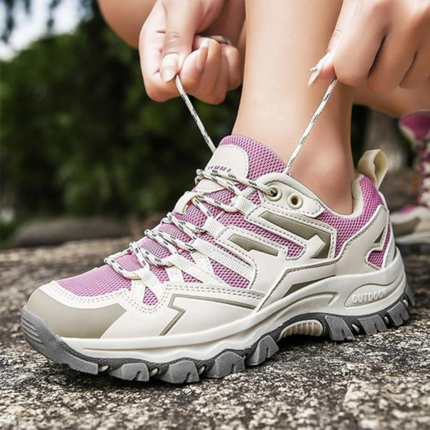 Shoes with Sporty Hiking Design for Women with Comfortable Fit and Grip
