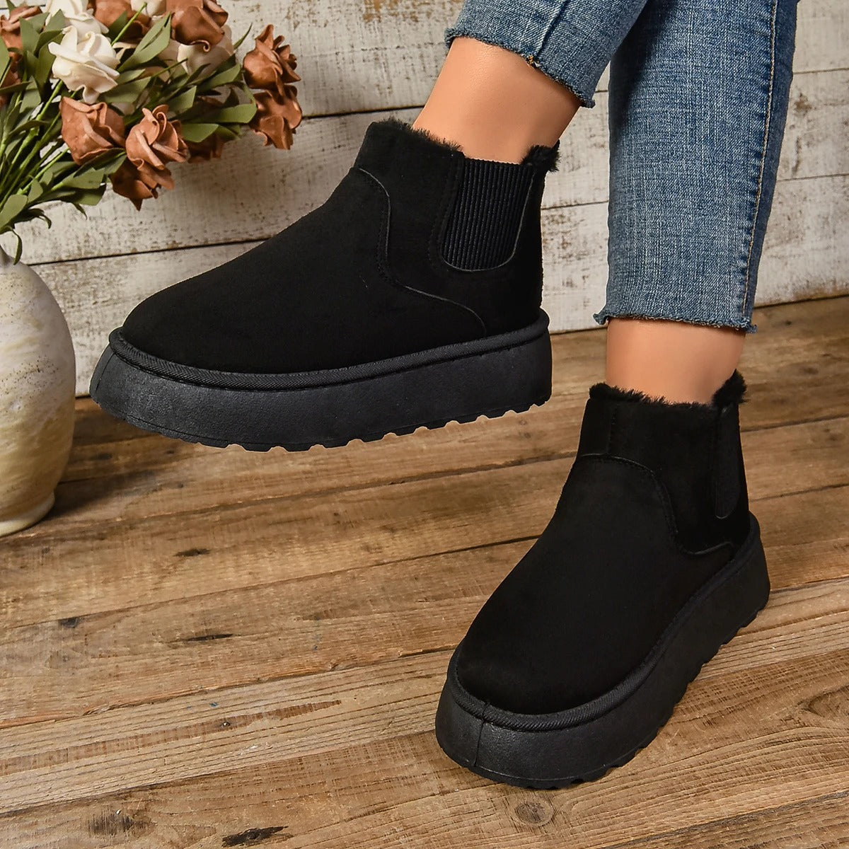 Boots with Ladies' Ankle Warm Lining for Comfortable Winter Boots with Non-Slip Sole