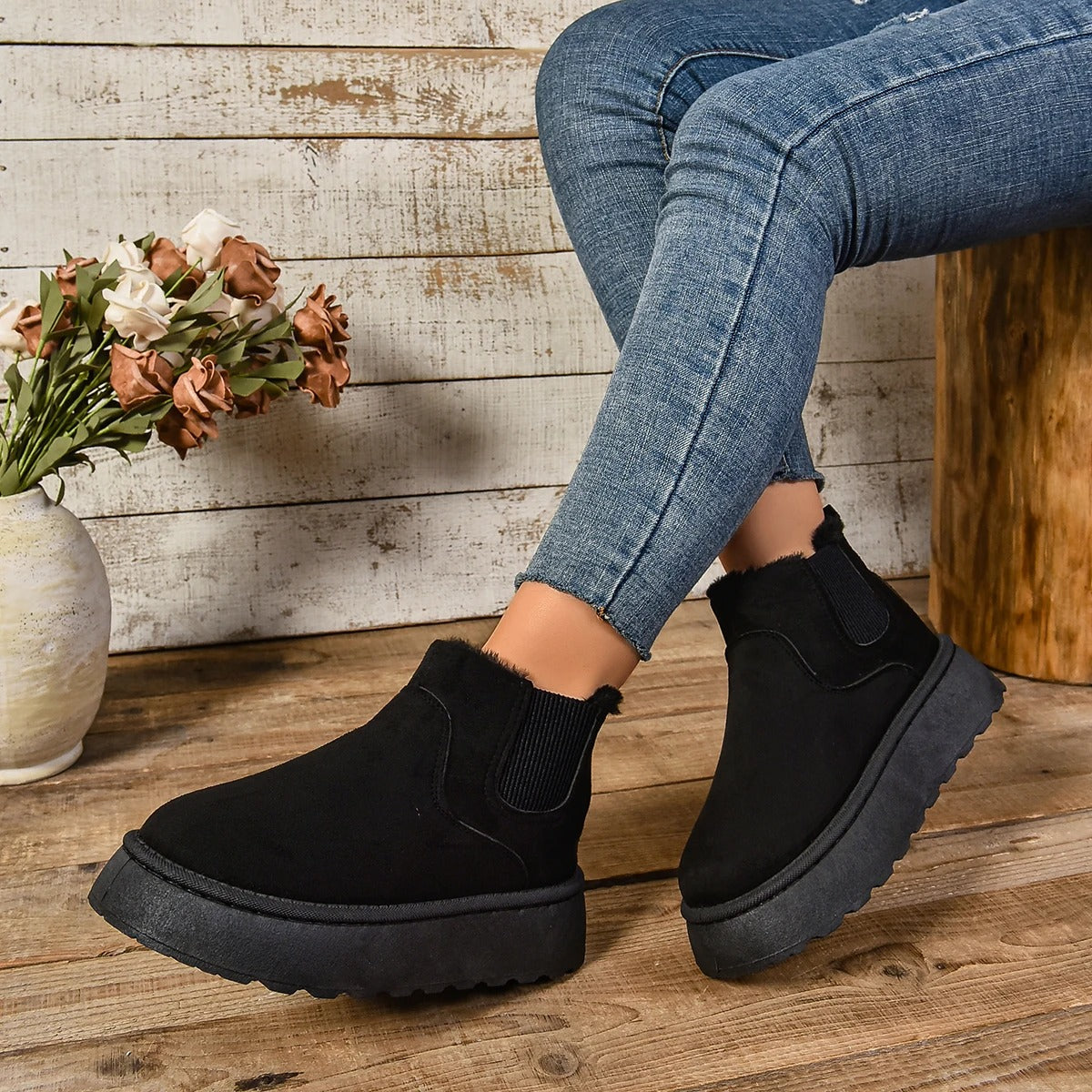 Boots with Ladies' Ankle Warm Lining for Comfortable Winter Boots with Non-Slip Sole