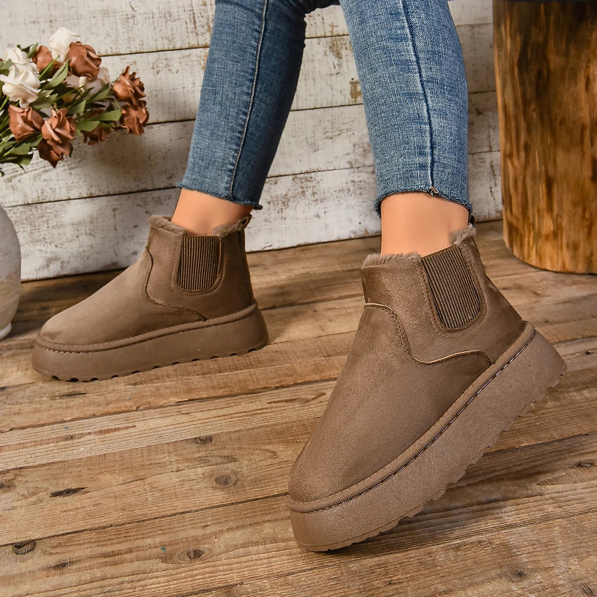 Boots with Ladies' Ankle Warm Lining for Comfortable Winter Boots with Non-Slip Sole