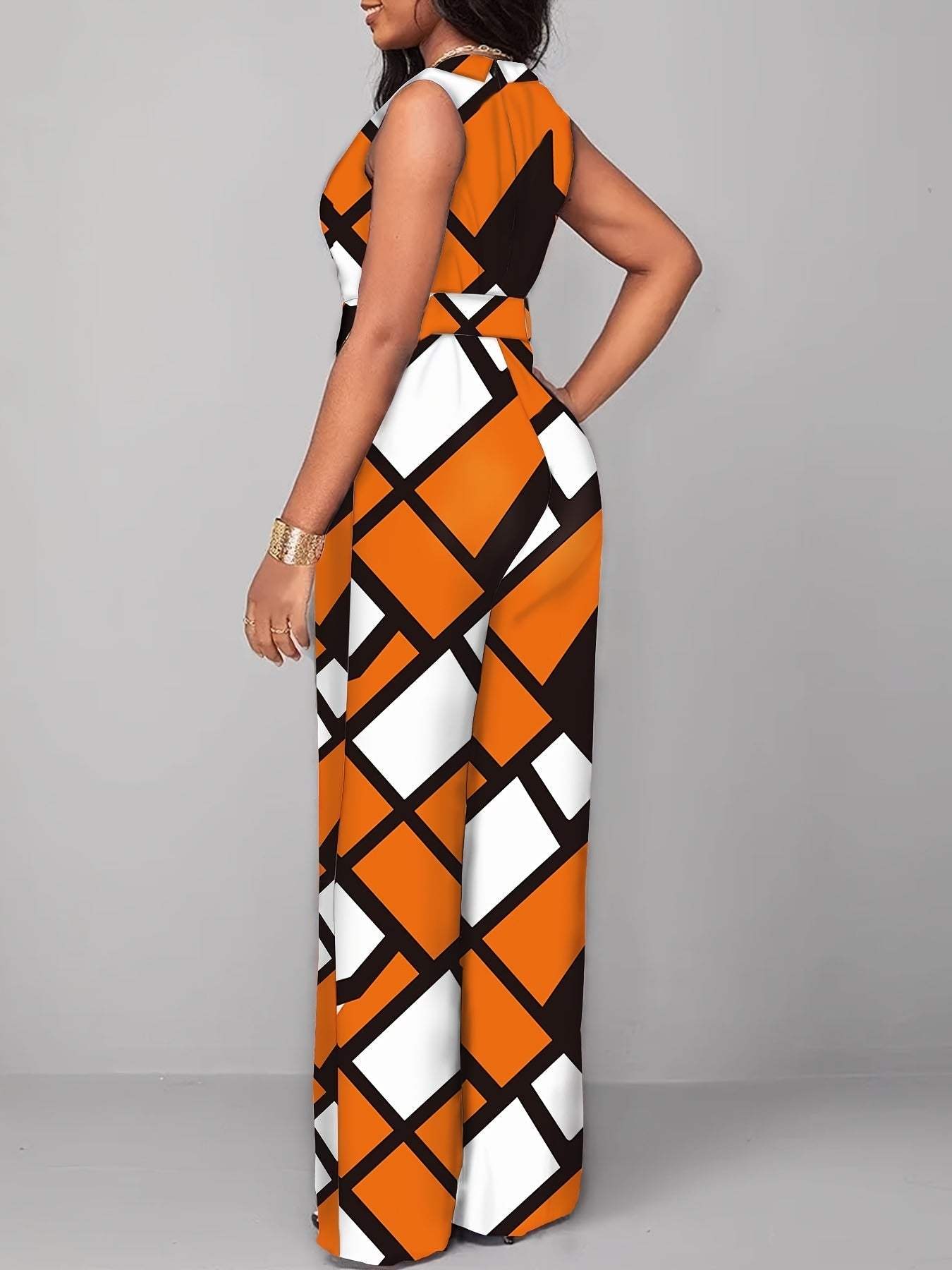 Elegant Geometric Printed Jumpsuit for Wide Legs and Belt for Parties and Casual Wear