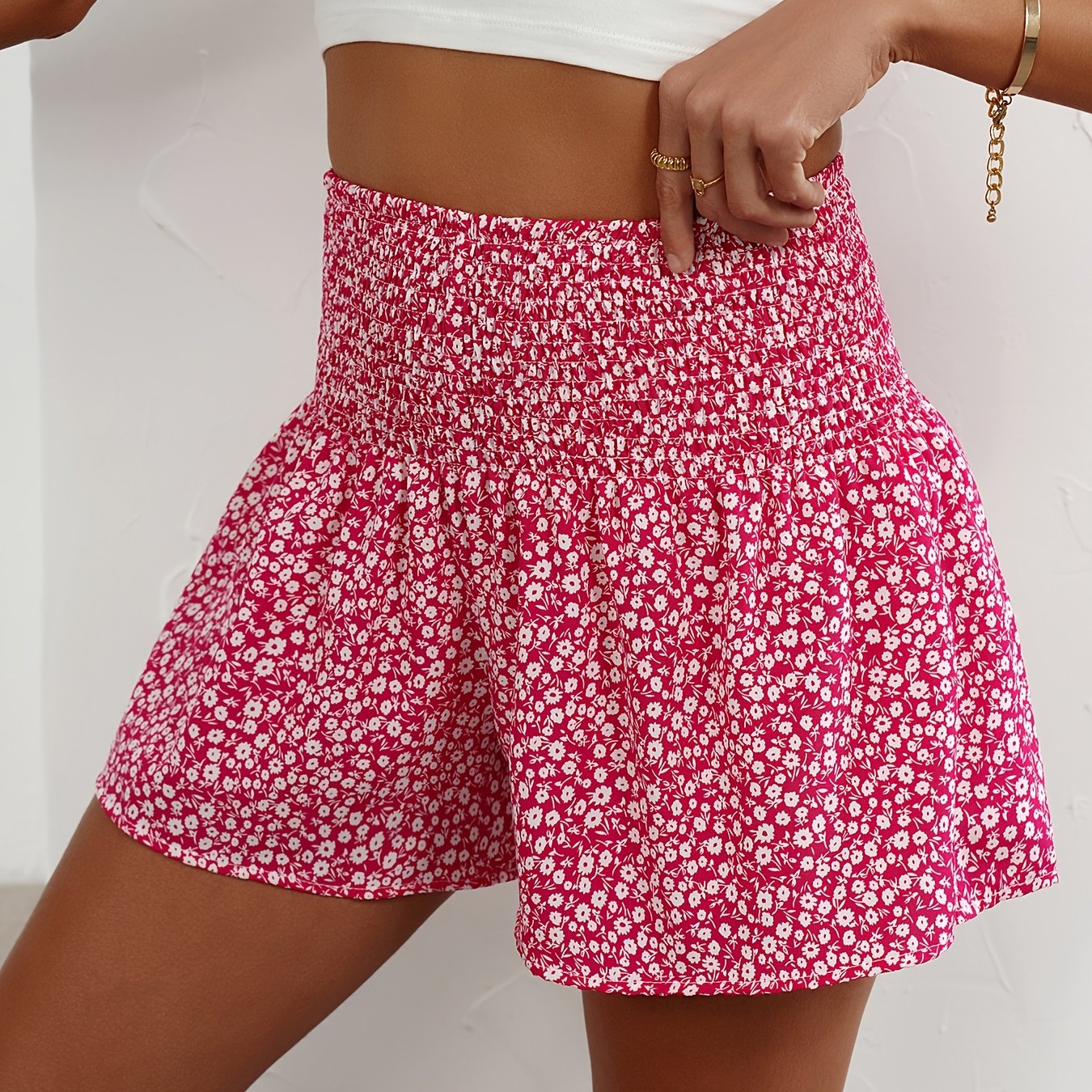 Lightweight Ladies' Summer Shorts with Floral Print and Comfortable Elastic Waist