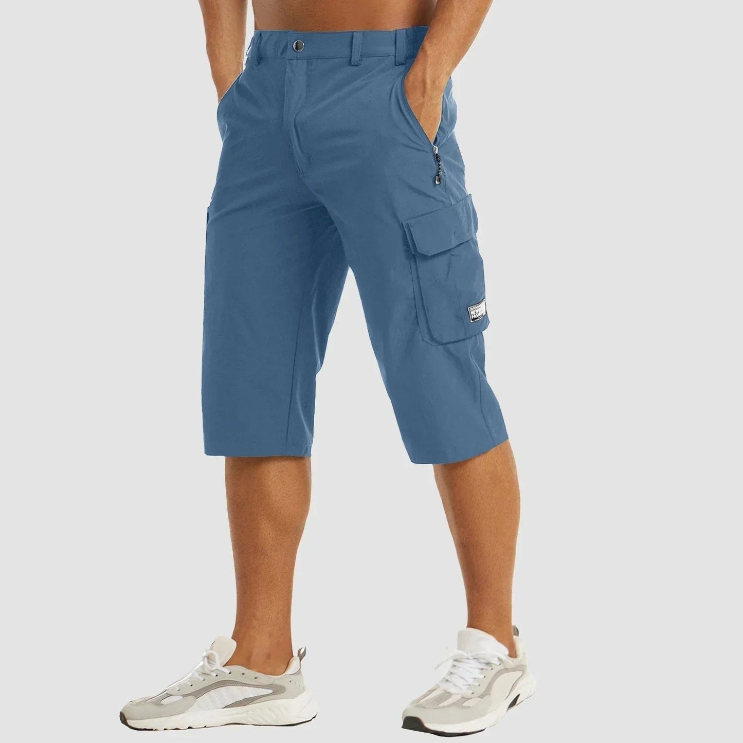 Functional Men's Cargo Shorts with Breathable Material and Practical Pockets