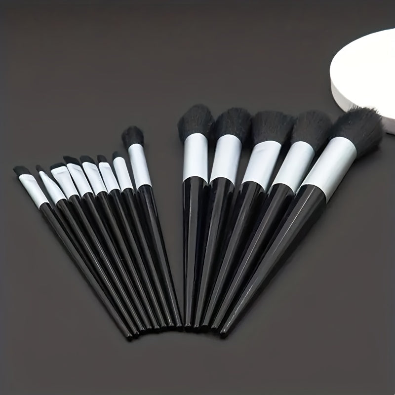 Brush with Fluffé Makeup Set for a Perfect Gift for Mother's Day