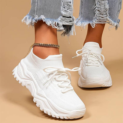 Sneakers with Orthopaedic Design for Women with Support and Comfort