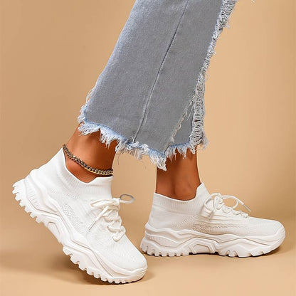 Sneakers with Orthopaedic Design for Women with Support and Comfort