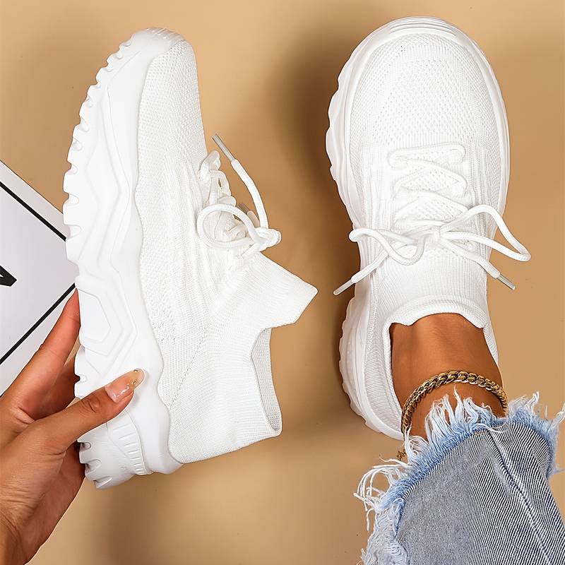 Sneakers with Orthopaedic Design for Women with Support and Comfort