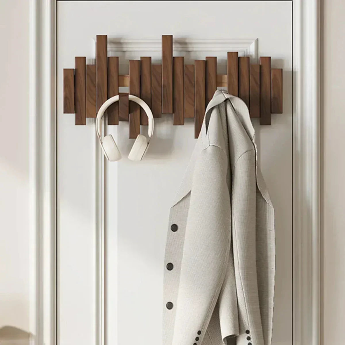 Hook with Pianowood Wall Rack for Modern Wooden Organiser for Home