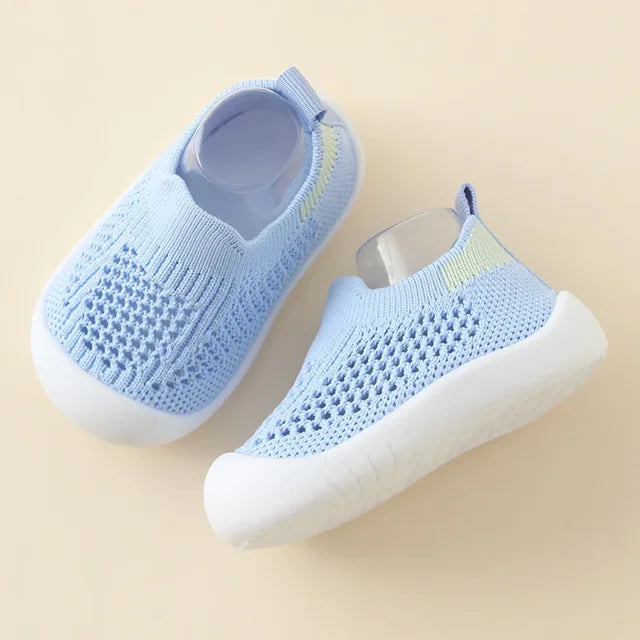 Breathable Baby Shoe for Light and Comfortable