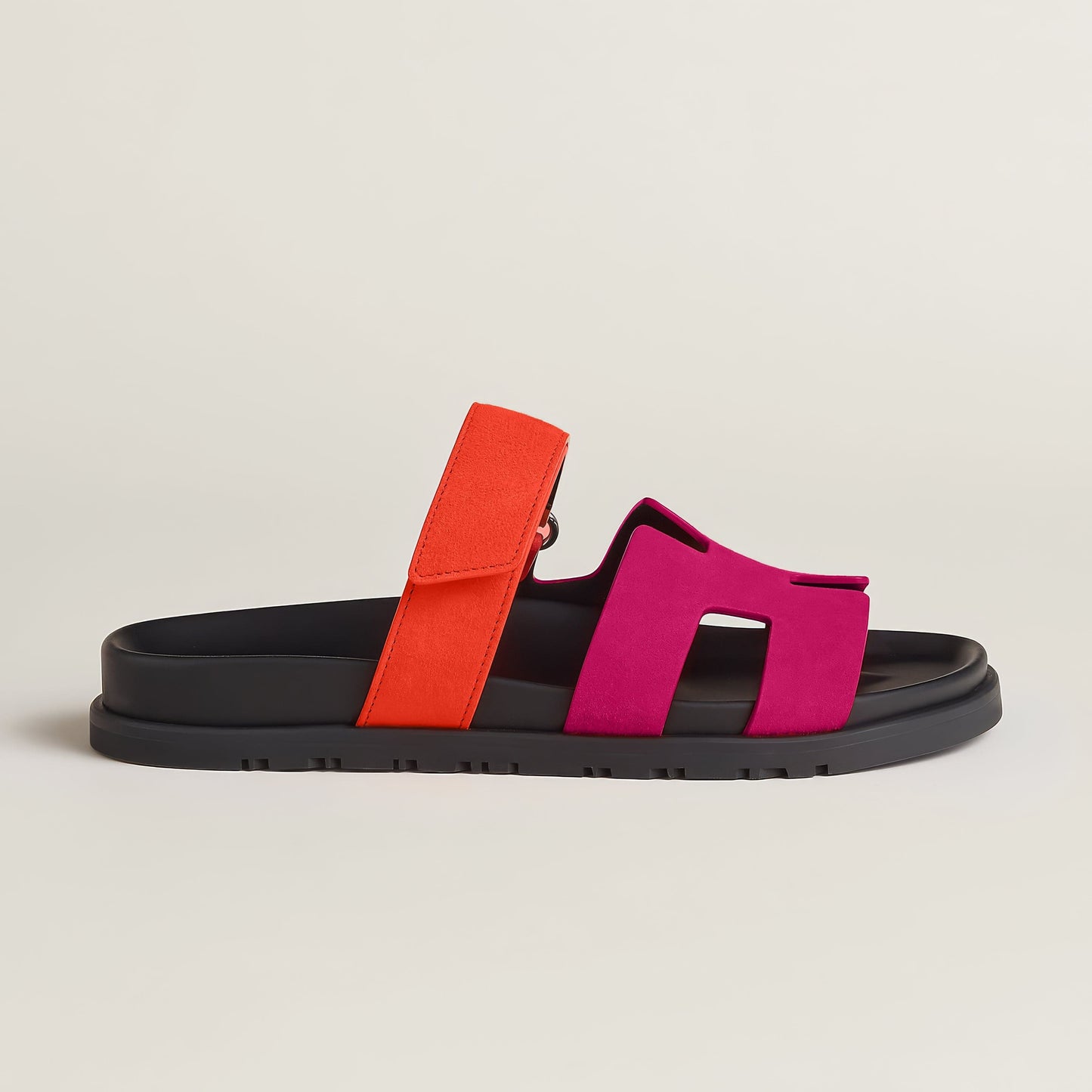 Sandals with Elegant Leather Strap Design for Comfort Meets Chic
