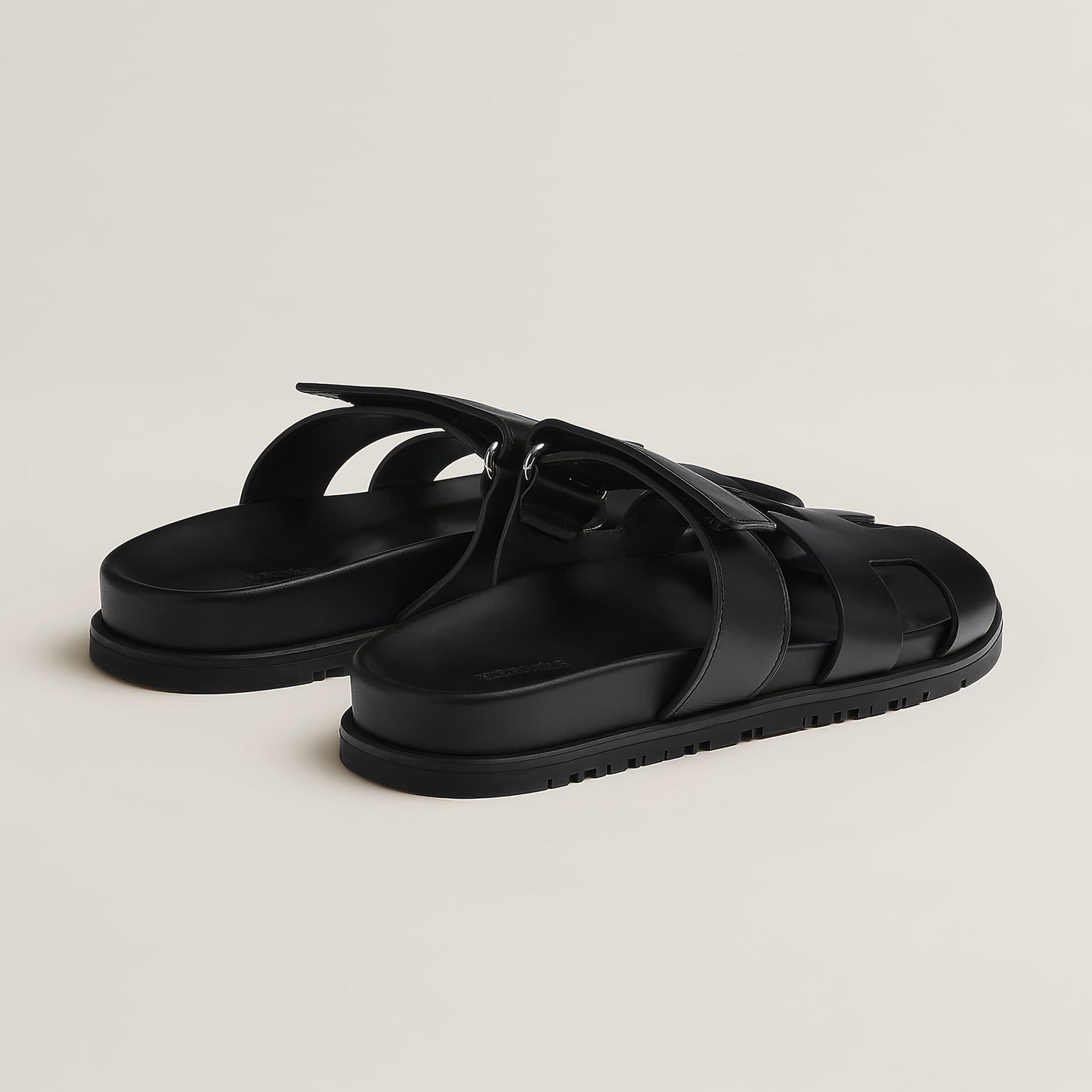 Sandals with Elegant Leather Strap Design for Comfort Meets Chic