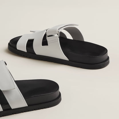 Sandals with Elegant Leather Strap Design for Comfort Meets Chic