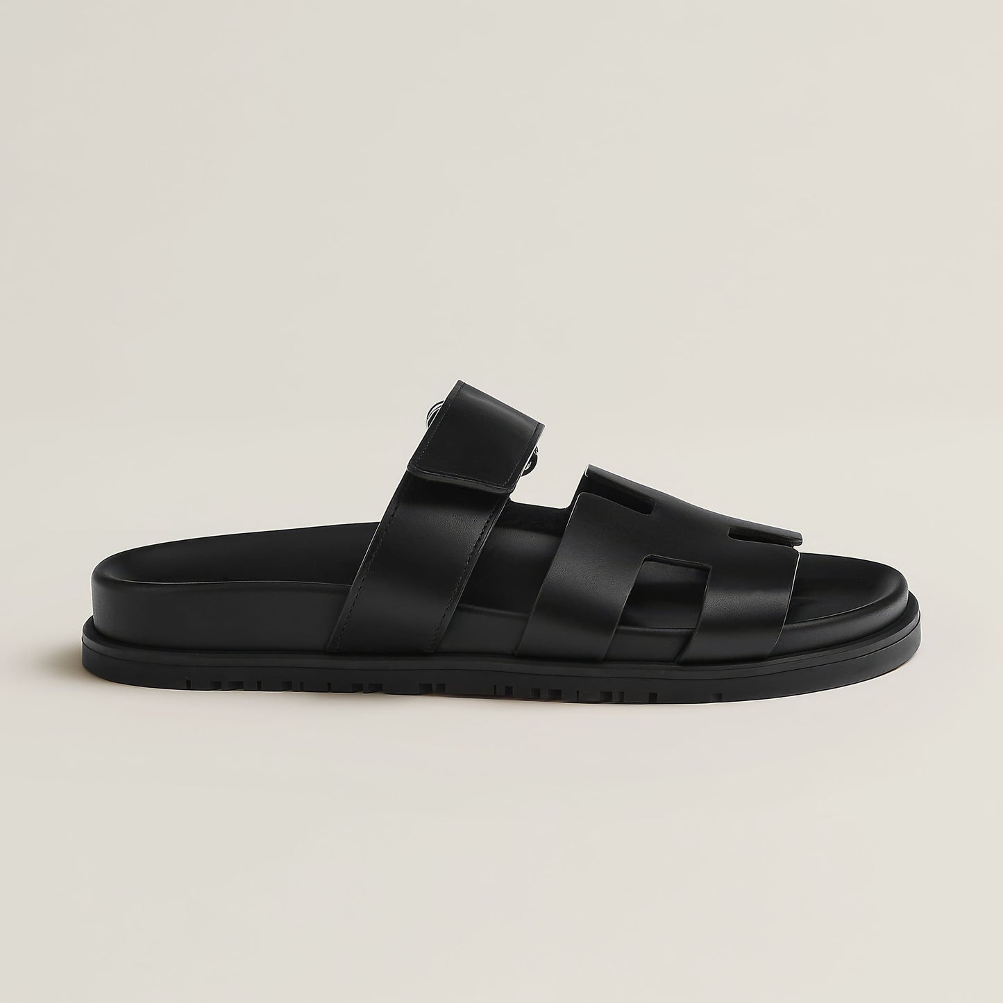 Sandals with Elegant Leather Strap Design for Comfort Meets Chic