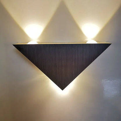 Wall Lamp with Modern LED Triangular Design for Atmospheric Wall Lighting