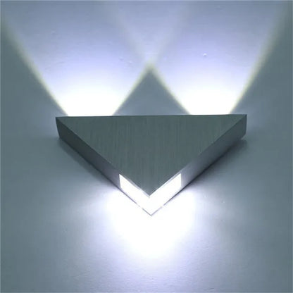 Wall Lamp with Modern LED Triangular Design for Atmospheric Wall Lighting