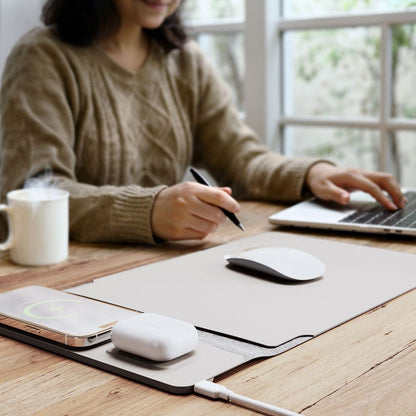Powerdesk Sleeve for Slim Laptop Case with Wireless Charging Function