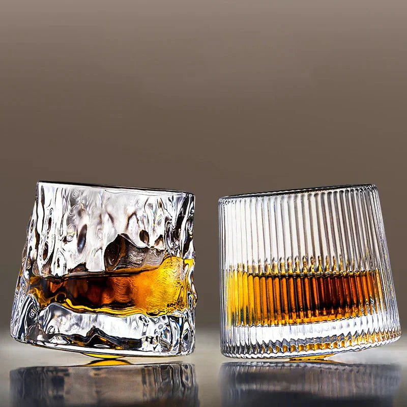 Whisky Glass with Rotating Design and Geometric Relief for Elegant Enjoyment