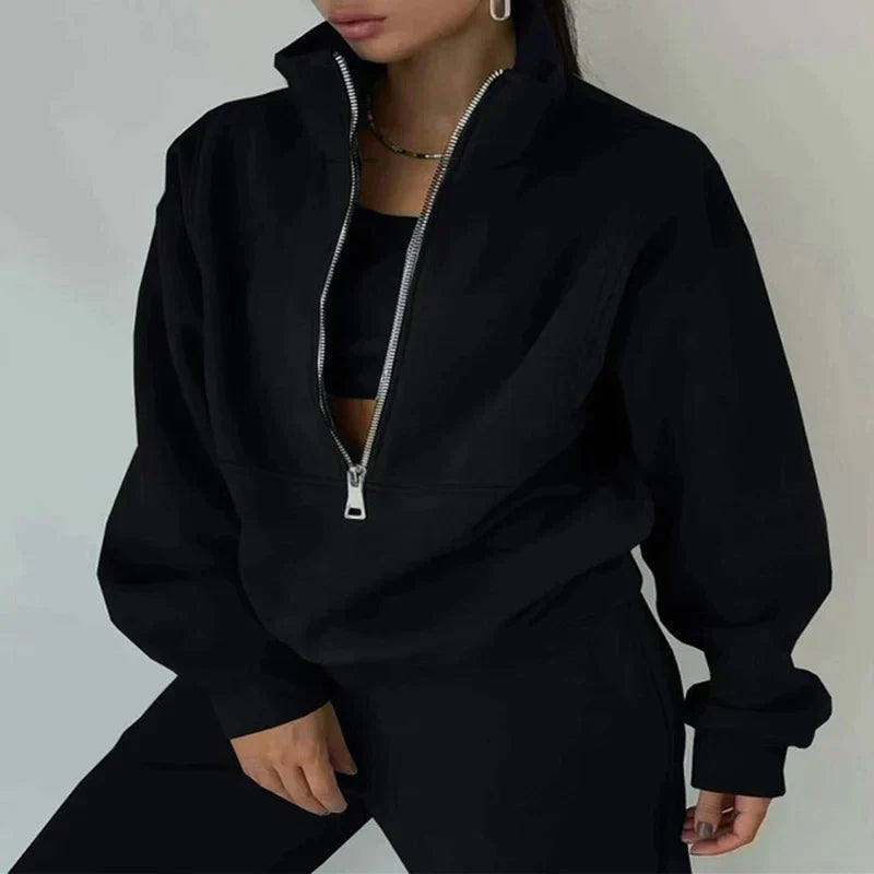 Relaxfit Women's Tracksuit with Half Zip for Comfortable and Trendy